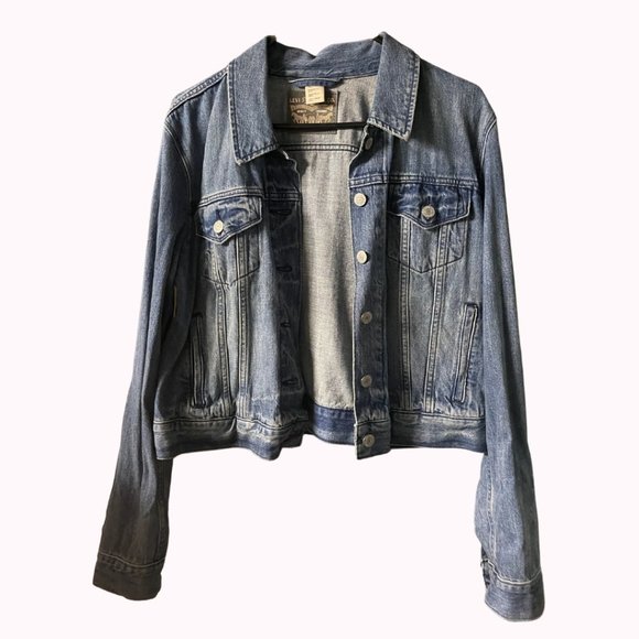 Levi Classic Indigo Jean Trucker Jacket